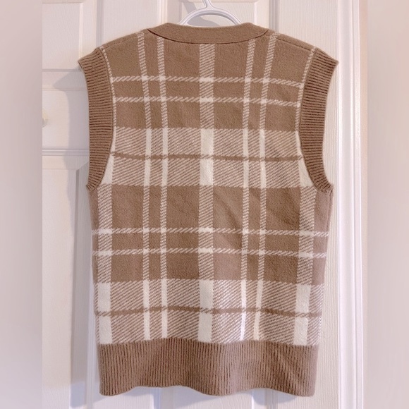 Aritzia - Wilfred plaid vest - Picture 2 of 4